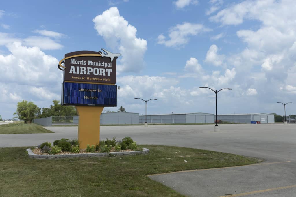 Airport Morris IL sign